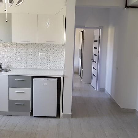 V1 Apartment Constanţa Esterno foto