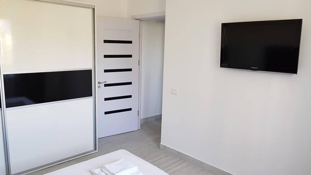 V1 Apartment Constanţa Esterno foto
